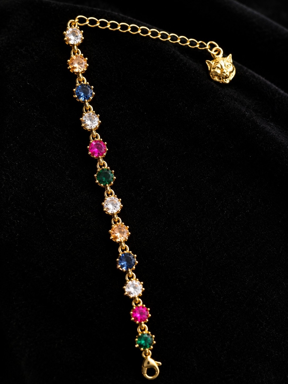 Lion Pendant And Multicolor Braclet - Picture 2 of 2